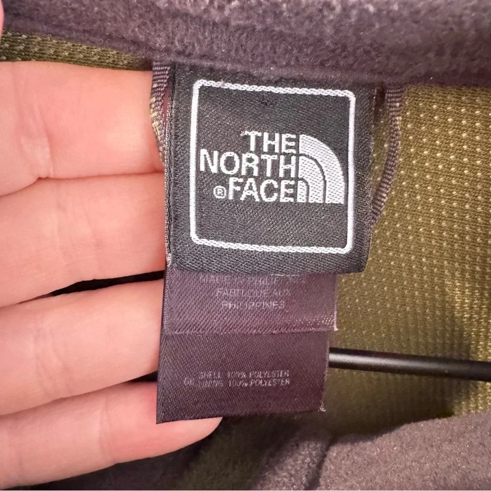 The North Face Men’s‎ Green Fleece Zip Front Jacket Large